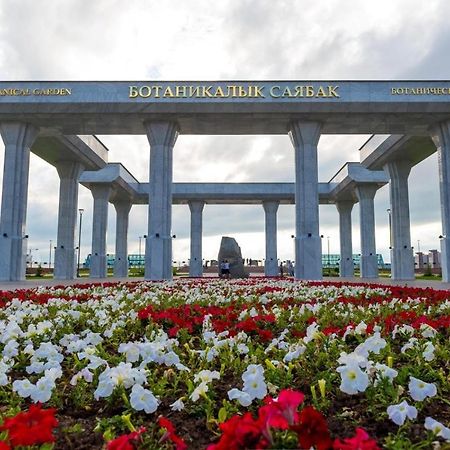 Апартаменты Уютная квартира на Expo Астана Экстерьер фото